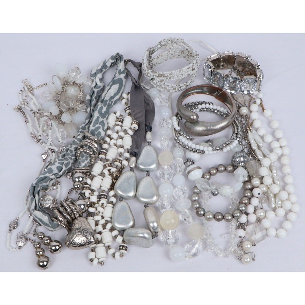 Silver White‎ Gray Wearable Costume Jewelry (18) Necklaces Bracelets Earrings